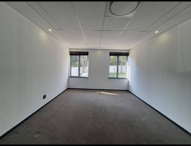 1,065M² OFFICE TO LET IN SANDTON CENTRAL